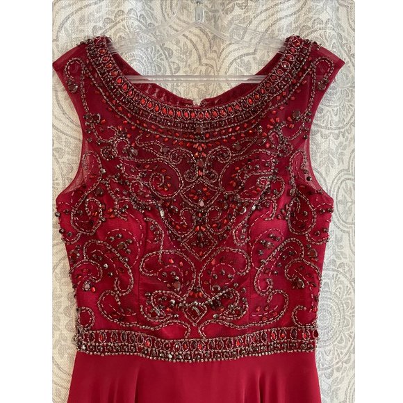 Red Beaded Prom Dress Size 2/4 - Picture 2 of 3
